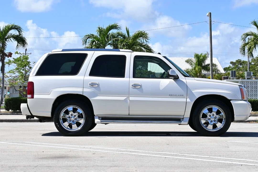 2005 Cadillac Escalade & EXT 2nd Gen - Image 18 of 31
