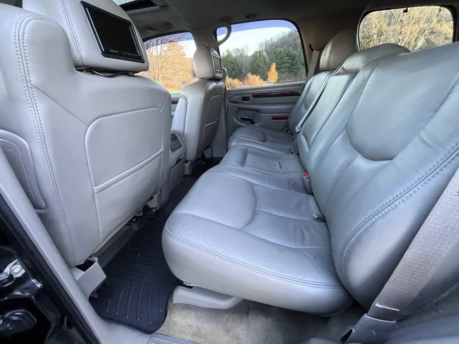 2005 Cadillac Escalade & EXT 2nd Gen - Image 10 of 30