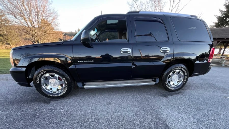 2005 Cadillac Escalade & EXT 2nd Gen - Image 2 of 30