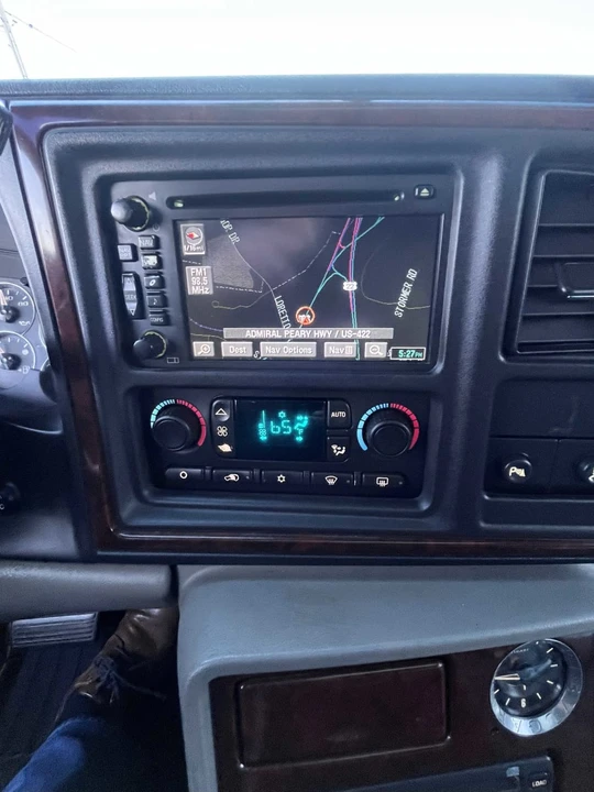 2005 Cadillac Escalade & EXT 2nd Gen - Image 26 of 30