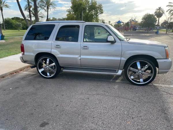 2005 Cadillac Escalade & EXT 3rd Gen - Image 3 of 11