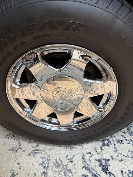 2005 Cadillac Escalade & EXT 2nd Gen - Image 31 of 31