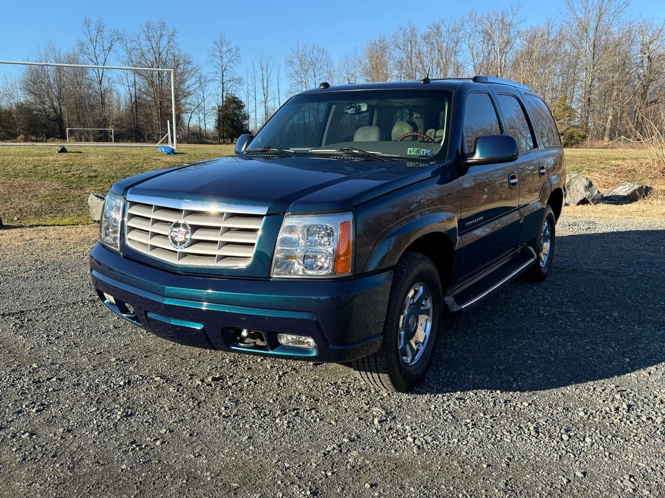 2005 Cadillac Escalade & EXT 2nd Gen - Image 2 of 31