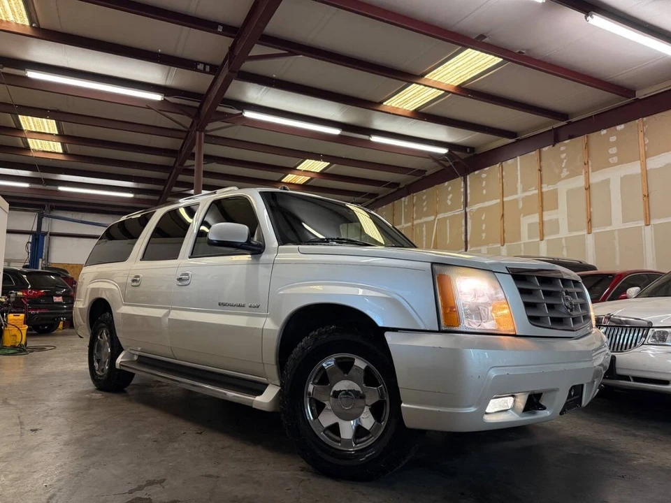 2005 Cadillac Escalade & EXT 2nd Gen - Image 20 of 21