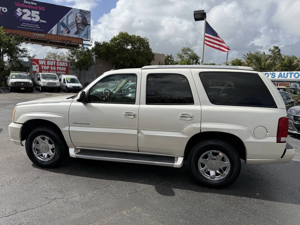 2005 Cadillac Escalade & EXT 2nd Gen - Image 4 of 21