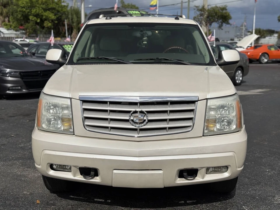 2005 Cadillac Escalade & EXT 2nd Gen - Image 9 of 21