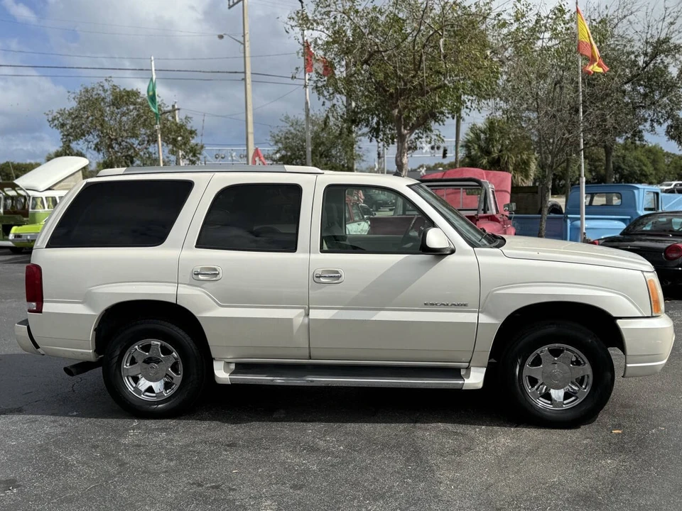 2005 Cadillac Escalade & EXT 2nd Gen - Image 7 of 21