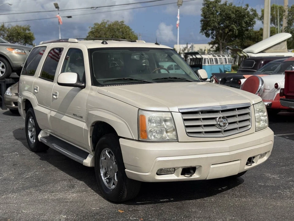 2005 Cadillac Escalade & EXT 2nd Gen - Image 8 of 21