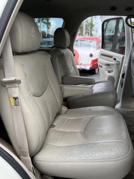 2005 Cadillac Escalade & EXT 2nd Gen - Image 13 of 21