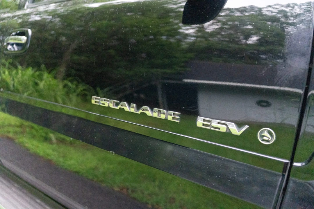2005 Cadillac Escalade & EXT 2nd Gen - Image 29 of 31