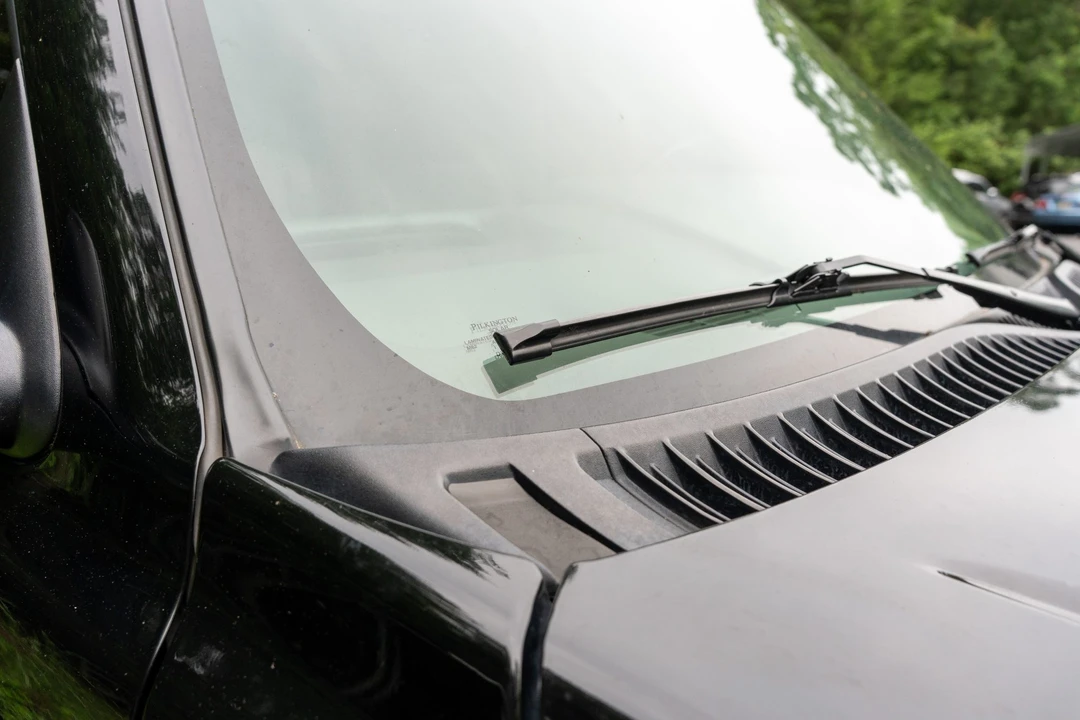 2005 Cadillac Escalade & EXT 2nd Gen - Image 28 of 31