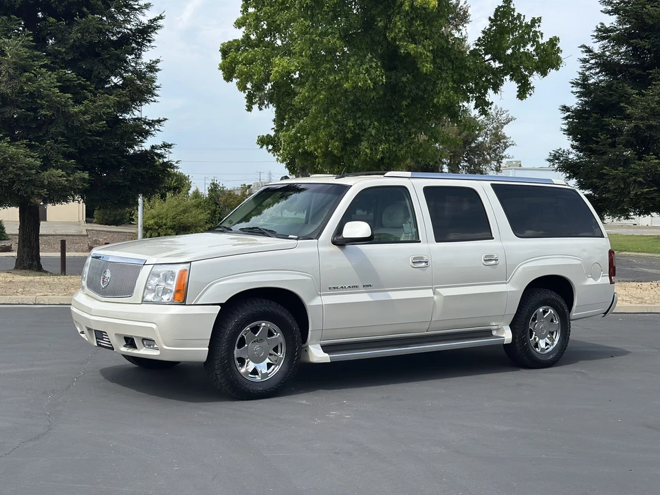 2005 Cadillac Escalade & EXT 2nd Gen - Image 5 of 31