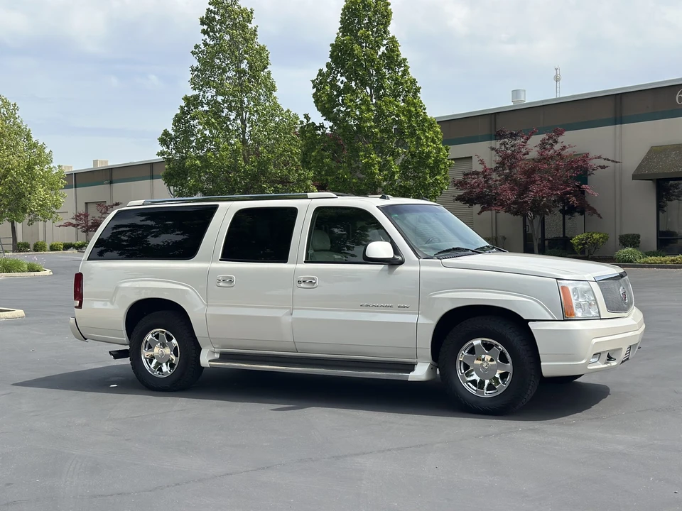 2005 Cadillac Escalade & EXT 2nd Gen - Image 29 of 31