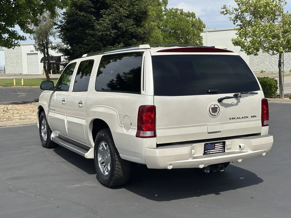 2005 Cadillac Escalade & EXT 2nd Gen - Image 16 of 31