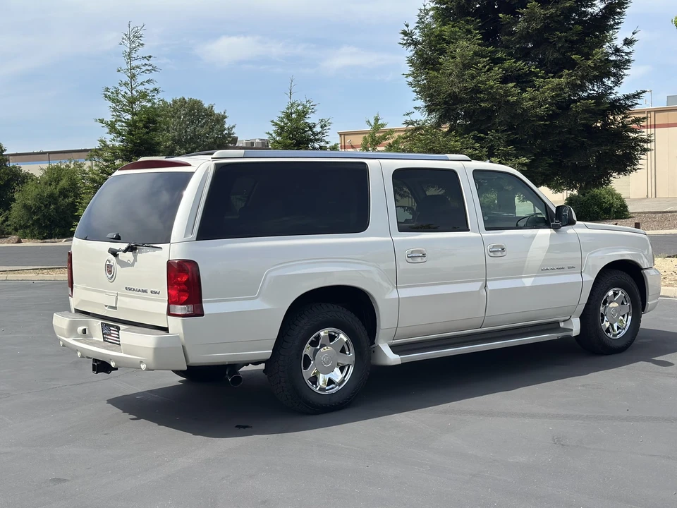 2005 Cadillac Escalade & EXT 2nd Gen - Image 21 of 31