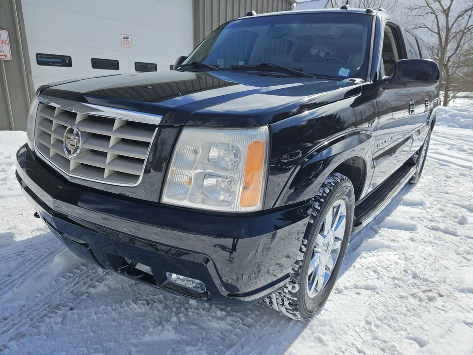 2005 Cadillac Escalade & EXT 2nd Gen - Image 7 of 31