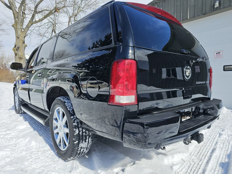 2005 Cadillac Escalade & EXT 2nd Gen - Image 26 of 31