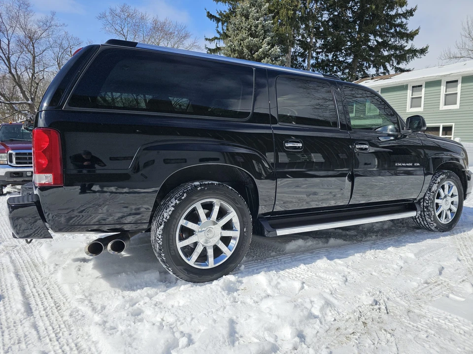 2005 Cadillac Escalade & EXT 2nd Gen - Image 17 of 31