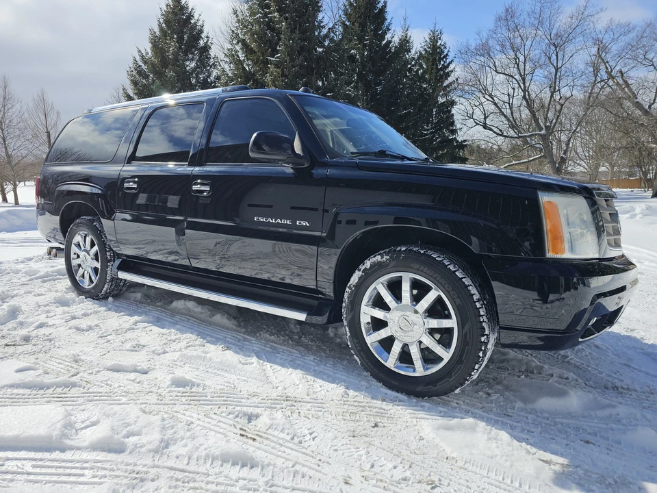 2005 Cadillac Escalade & EXT 2nd Gen - Image 14 of 31
