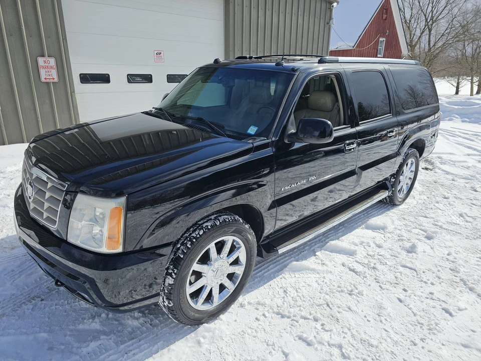 2005 Cadillac Escalade & EXT 2nd Gen - Image 4 of 31