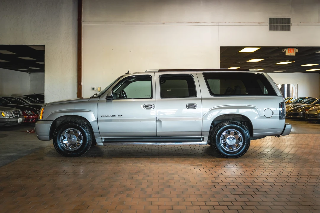 2005 Cadillac Escalade & EXT 2nd Gen - Image 8 of 31