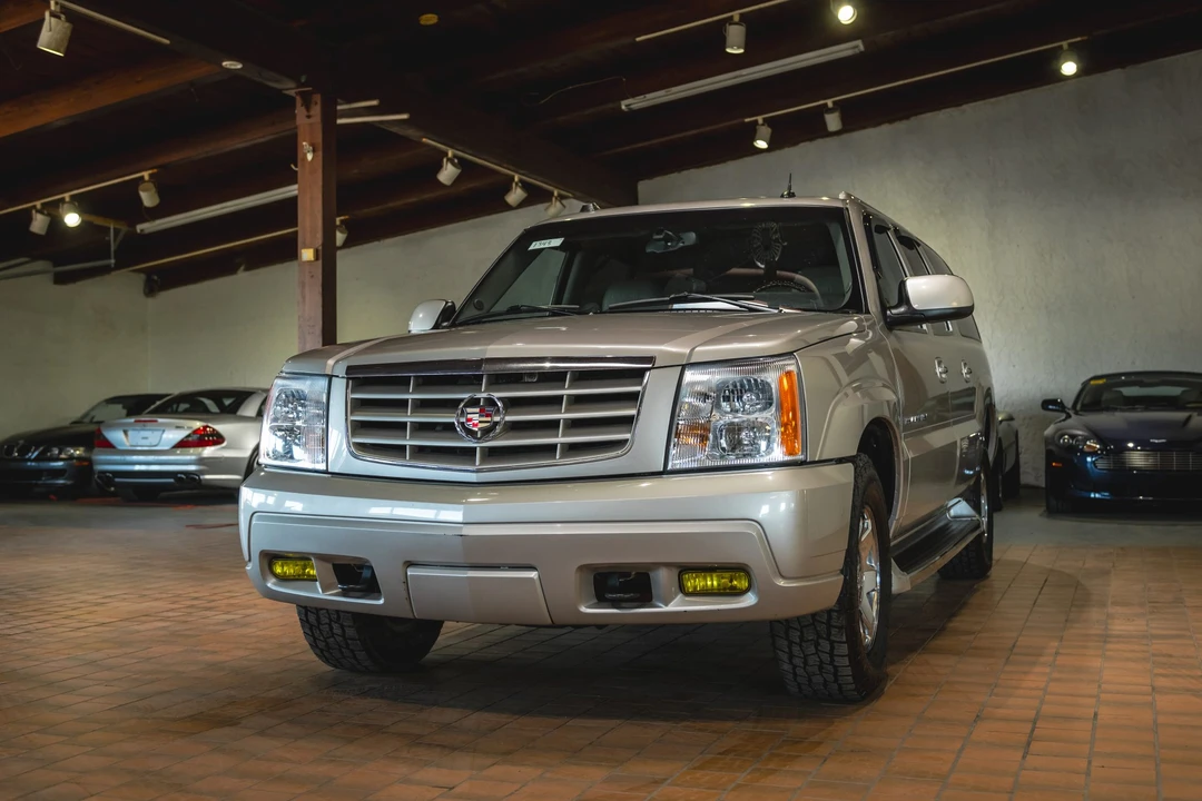 2005 Cadillac Escalade & EXT 2nd Gen - Image 3 of 31