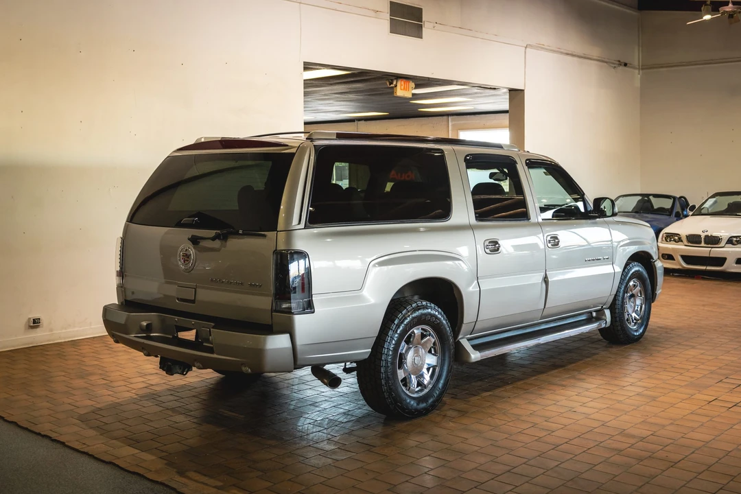 2005 Cadillac Escalade & EXT 2nd Gen - Image 16 of 31