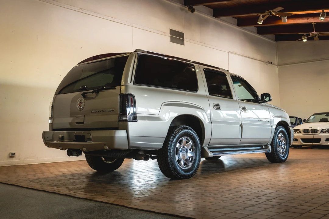 2005 Cadillac Escalade & EXT 2nd Gen - Image 17 of 31