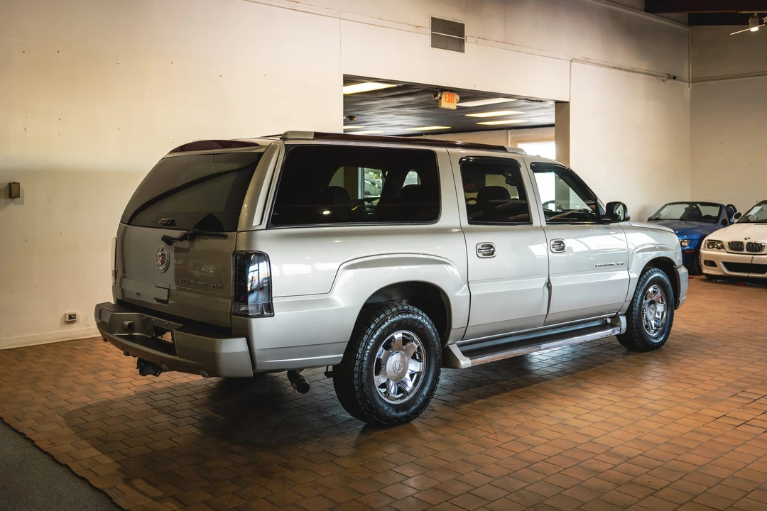 2005 Cadillac Escalade & EXT 2nd Gen - Image 19 of 31