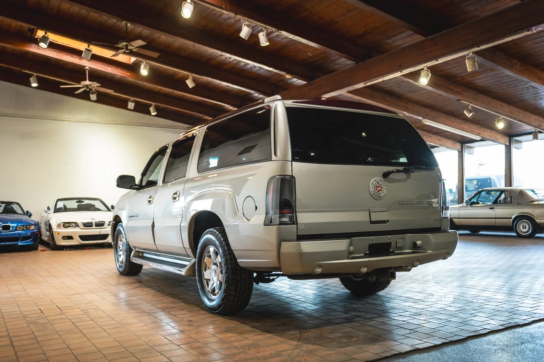 2005 Cadillac Escalade & EXT 2nd Gen - Image 10 of 31