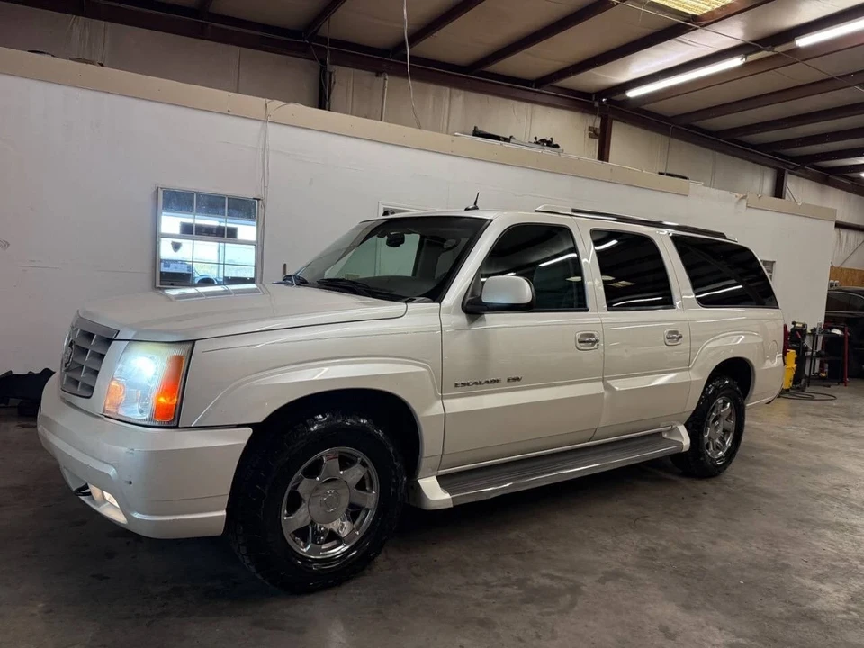 2005 Cadillac Escalade & EXT 2nd Gen - Image 9 of 21