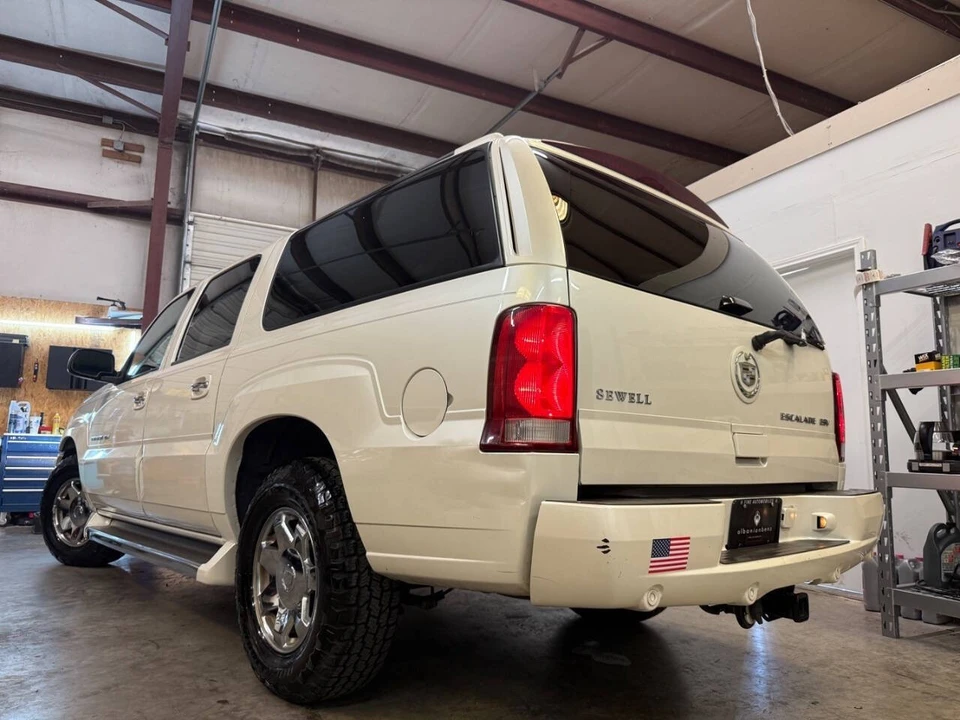 2005 Cadillac Escalade & EXT 2nd Gen - Image 11 of 21