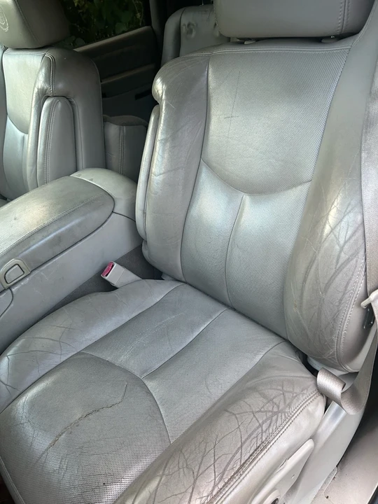 2005 Cadillac Escalade & EXT 2nd Gen - Image 13 of 19