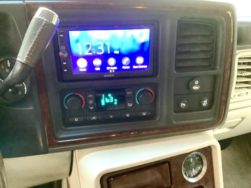 2005 Cadillac Escalade & EXT 2nd Gen - Image 30 of 31