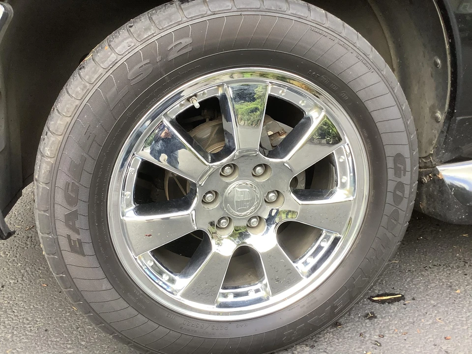 2005 Cadillac Escalade & EXT 2nd Gen - Image 14 of 31