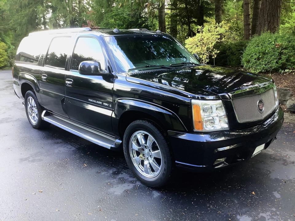 2005 Cadillac Escalade & EXT 2nd Gen - Image 2 of 31