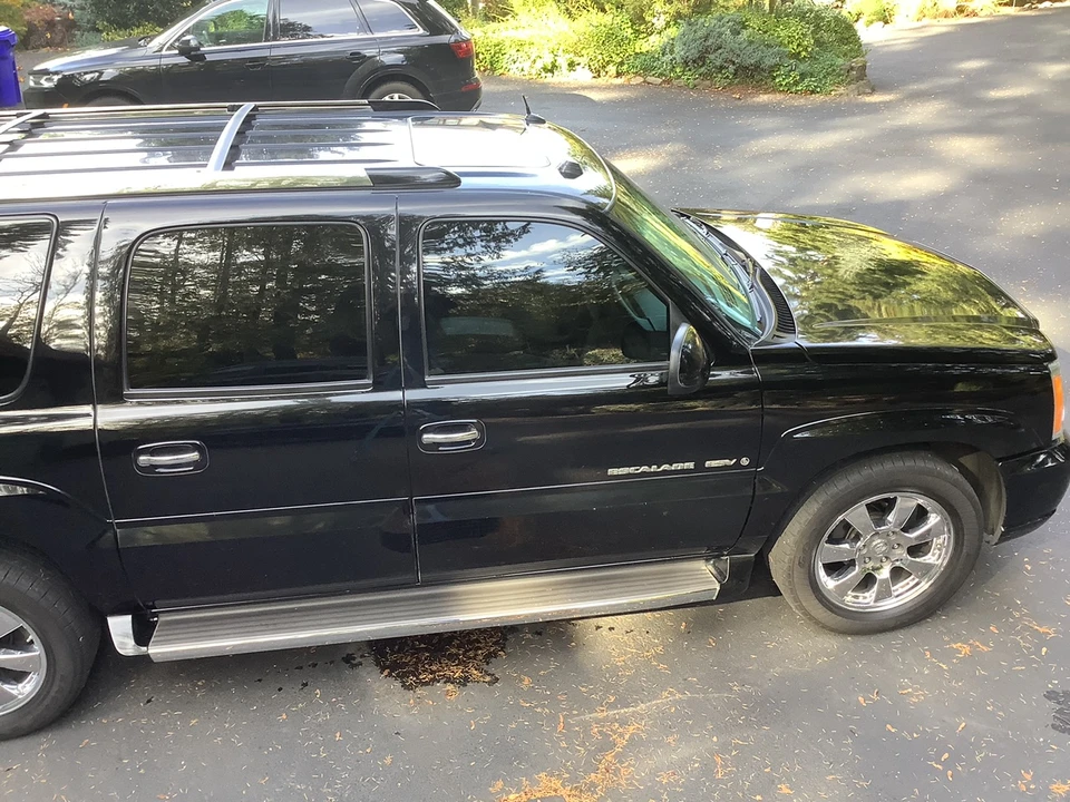 2005 Cadillac Escalade & EXT 2nd Gen - Image 11 of 31