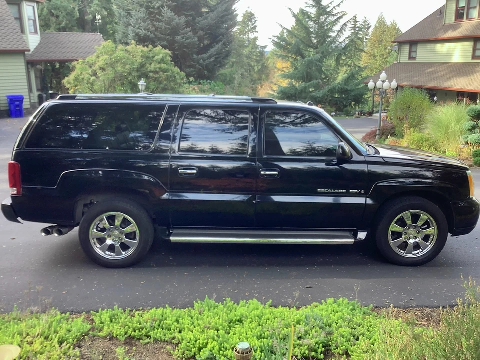 2005 Cadillac Escalade & EXT 2nd Gen - Image 4 of 31