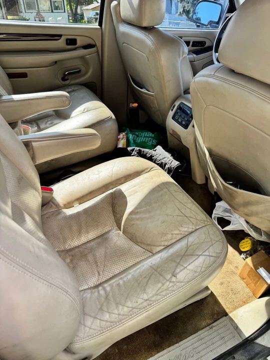 2005 Cadillac Escalade & EXT 2nd Gen - Image 6 of 19