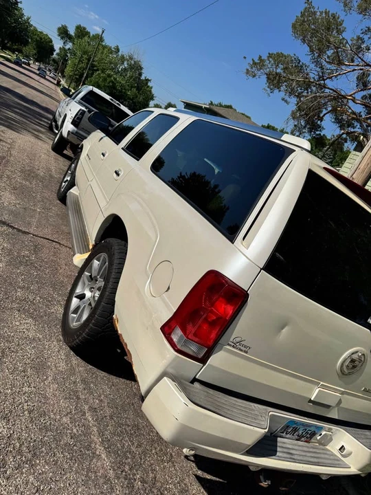 2005 Cadillac Escalade & EXT 2nd Gen - Image 4 of 19