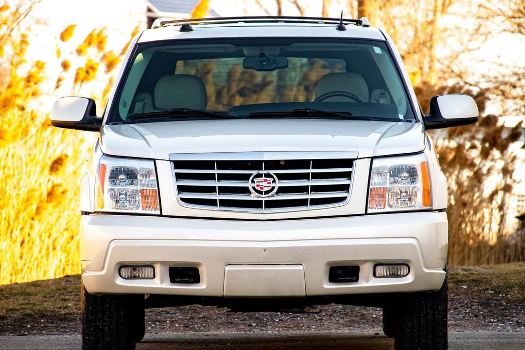 2005 Cadillac Escalade & EXT 2nd Gen - Image 9 of 31