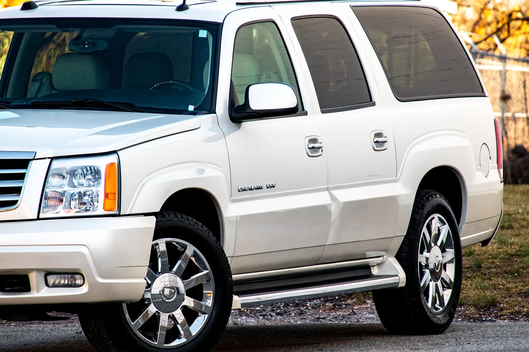 2005 Cadillac Escalade & EXT 2nd Gen - Image 28 of 31