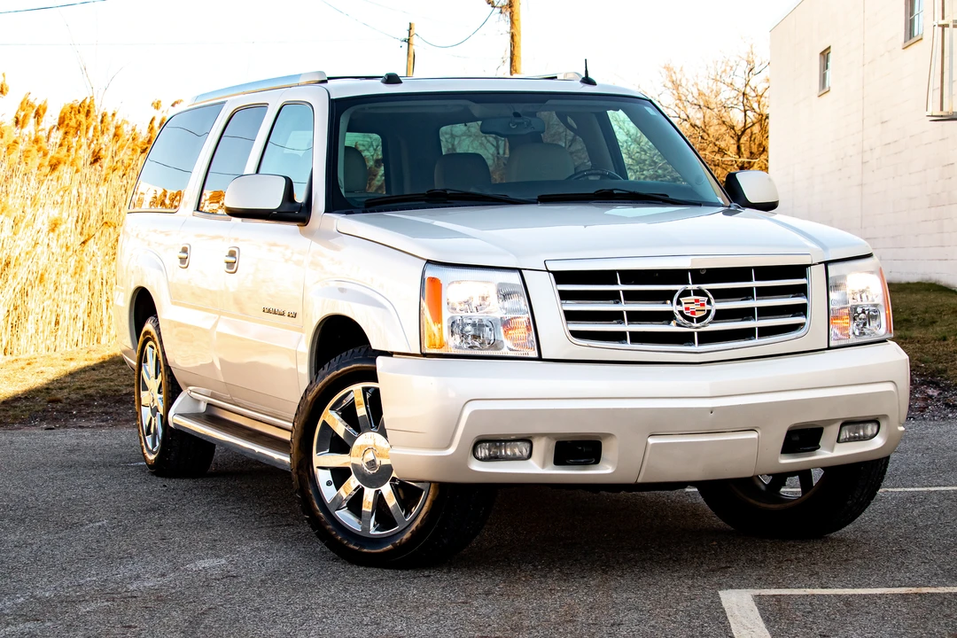 2005 Cadillac Escalade & EXT 2nd Gen - Image 10 of 31