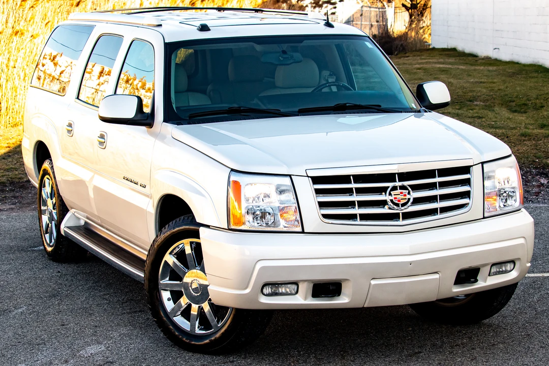 2005 Cadillac Escalade & EXT 2nd Gen - Image 11 of 31