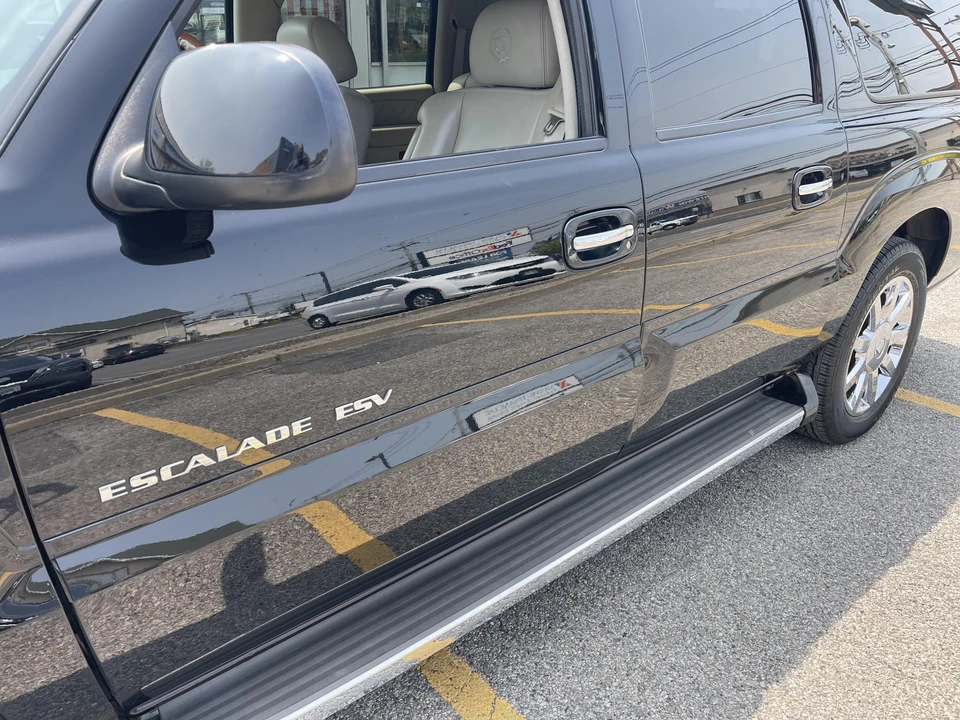 2005 Cadillac Escalade & EXT 2nd Gen - Image 16 of 31