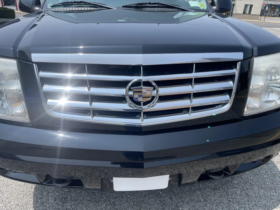 2005 Cadillac Escalade & EXT 2nd Gen - Image 11 of 31