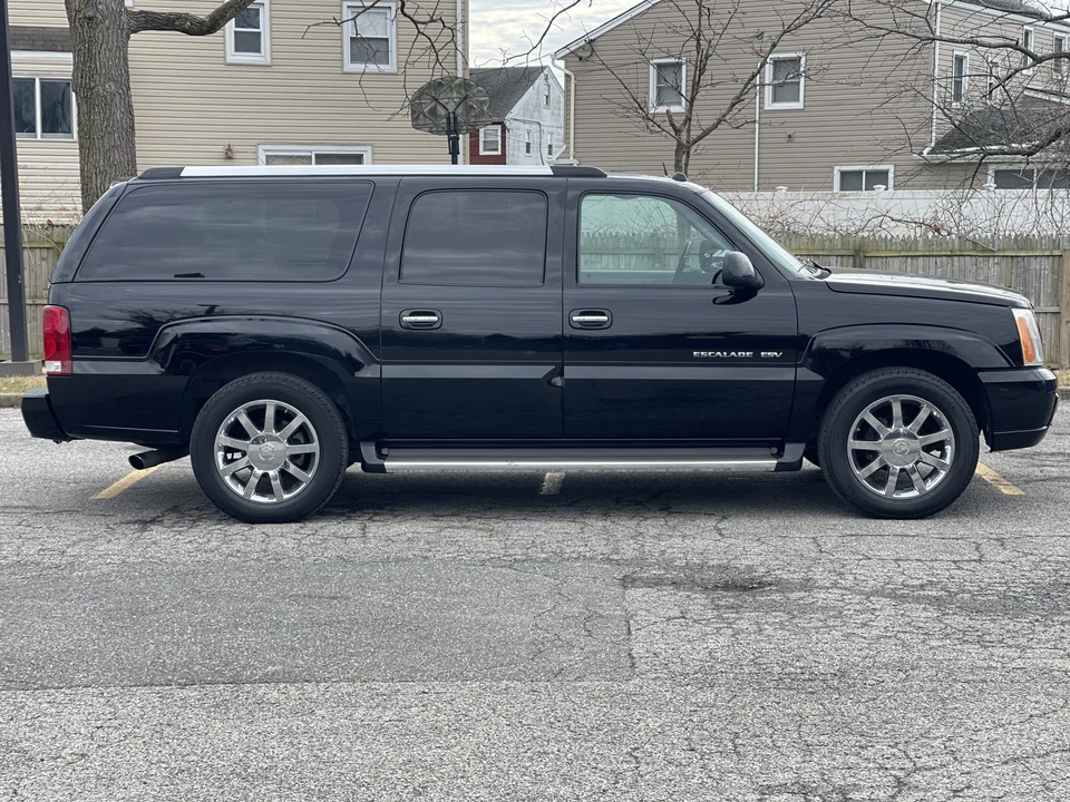 2005 Cadillac Escalade & EXT 2nd Gen - Image 3 of 31