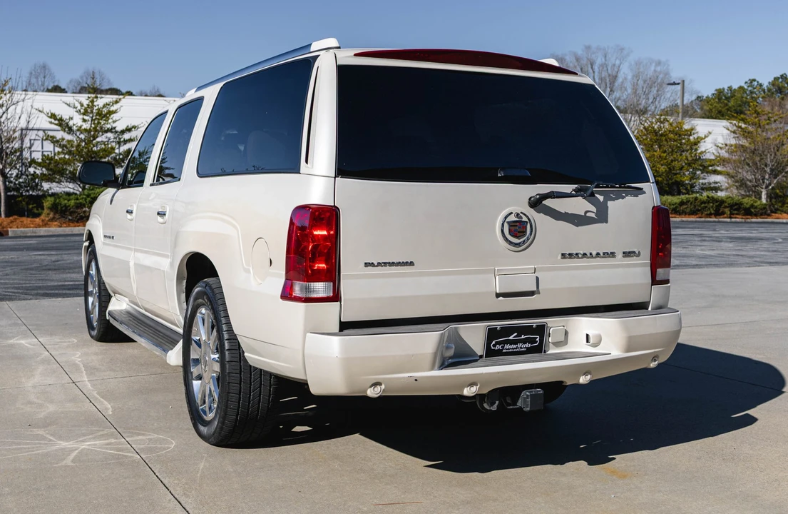 2005 Cadillac Escalade & EXT 2nd Gen - Image 11 of 31