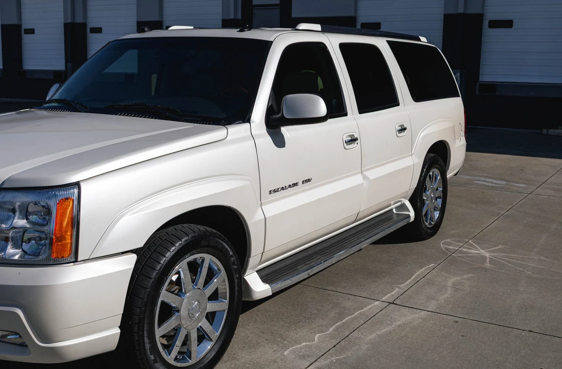 2005 Cadillac Escalade & EXT 2nd Gen - Image 20 of 31