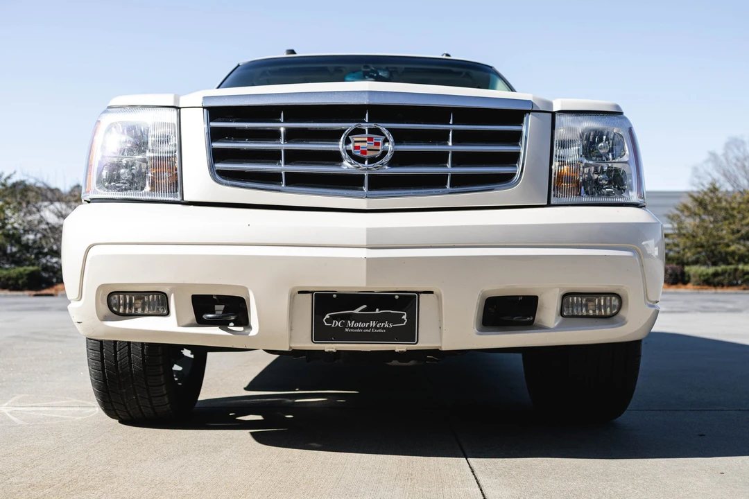 2005 Cadillac Escalade & EXT 2nd Gen - Image 16 of 31